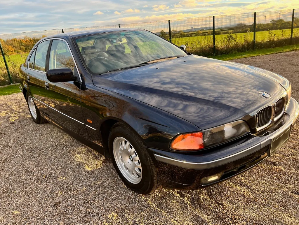 Bmw 5 series  tj66fxiz9z tweon70b0w