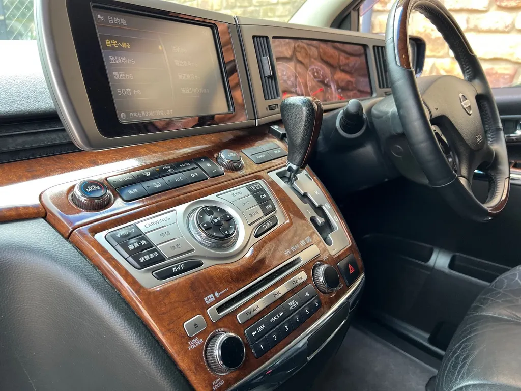 Nissan elgrand   2fldzmxug2w9g8djmlty