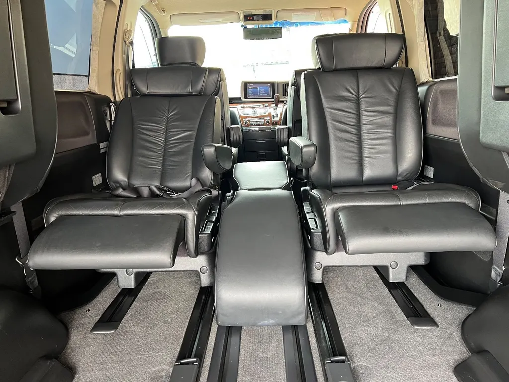 Nissan elgrand  dgswjboq4t9dbwvlmx0hl