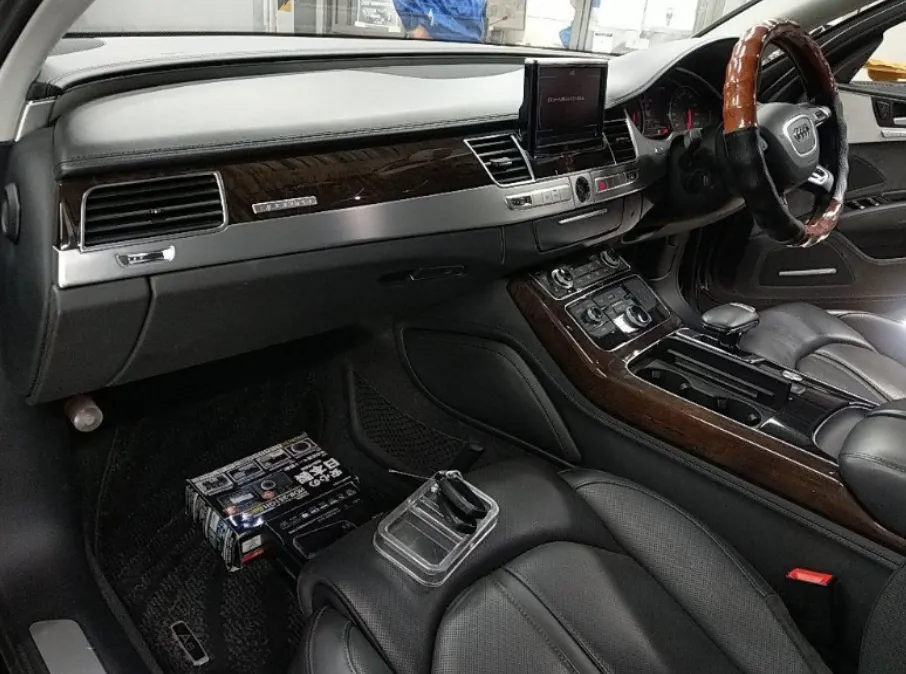 Audi a8 4.2 v8 quattro dnqo5d2govxqv74hgsra6
