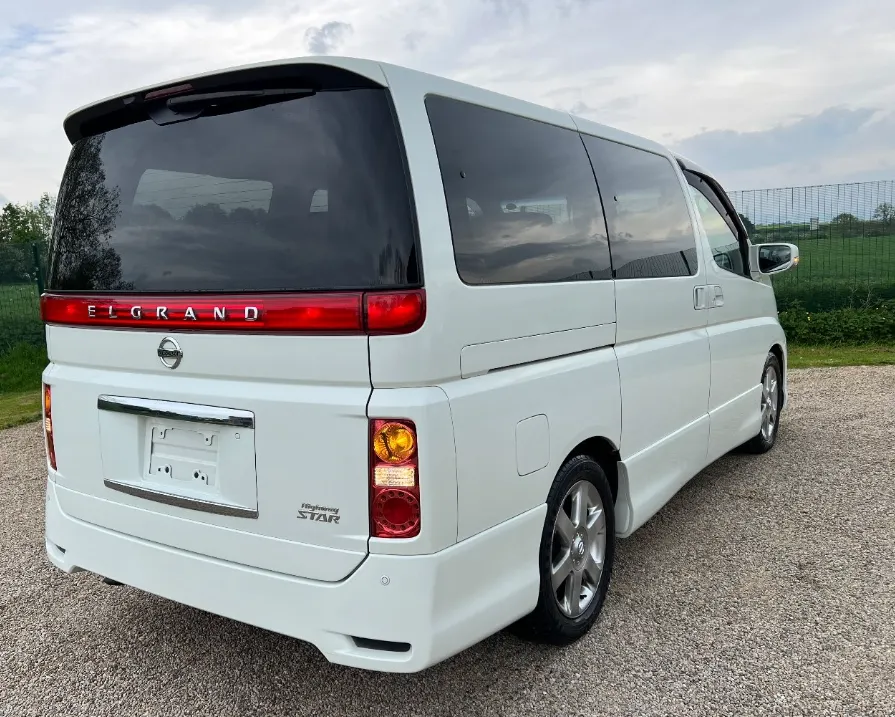 Nissan elgrand 3.5 highway star  a8 xssjuunvk2ptre8 x