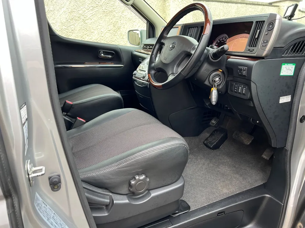Nissan elgrand ayvdhudftukipg5k3laha