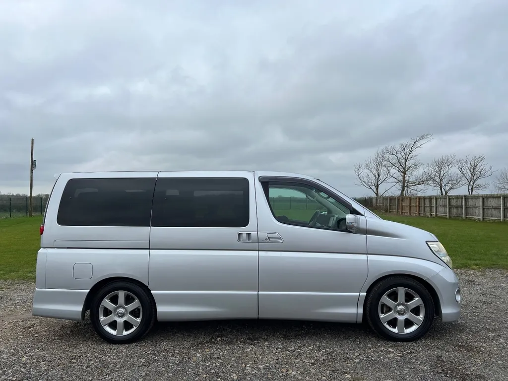 Nissan elgrand cdzbp8davl913ewqn0yyw
