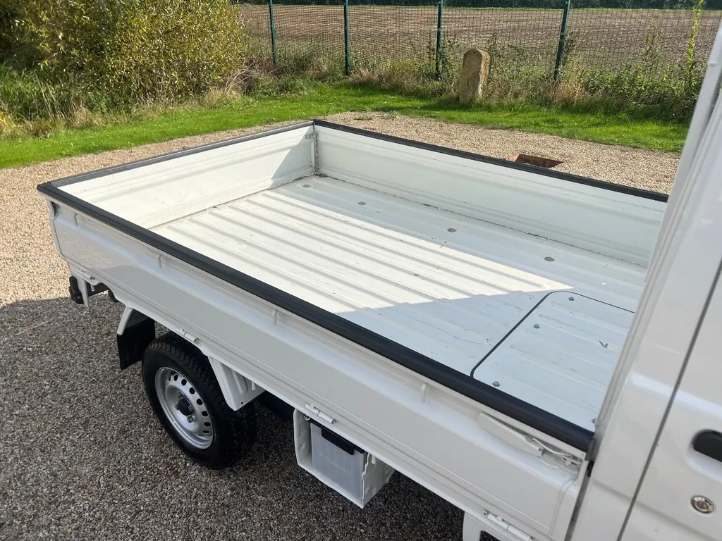 Daihatsu hijet vhzztx5vy3ldd ek5vxst