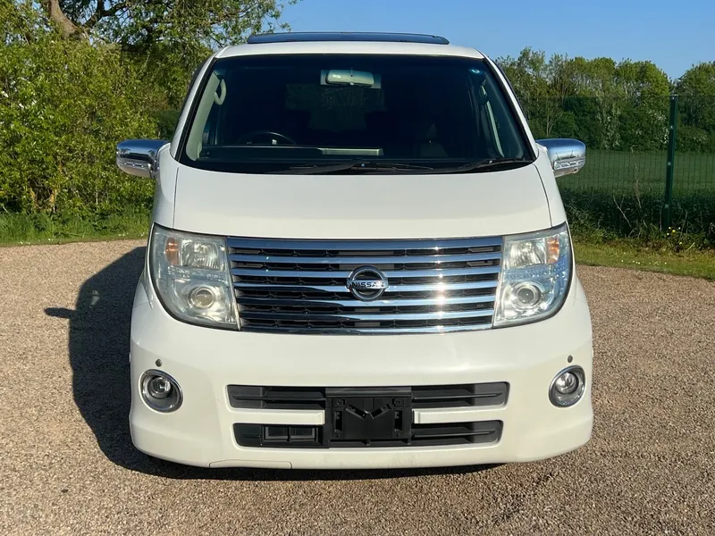 Nissan elgrand 3.5 highway star  blvnyuqprzsy xfb9xaon