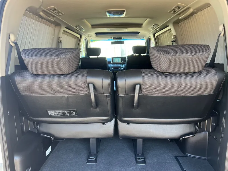Nissan elgrand 3.5 highway star  ennntc496cjq4rf19jrbj