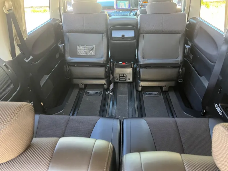 Nissan elgrand 3.5 highway star  jzdusytrzezsavp8wphn8