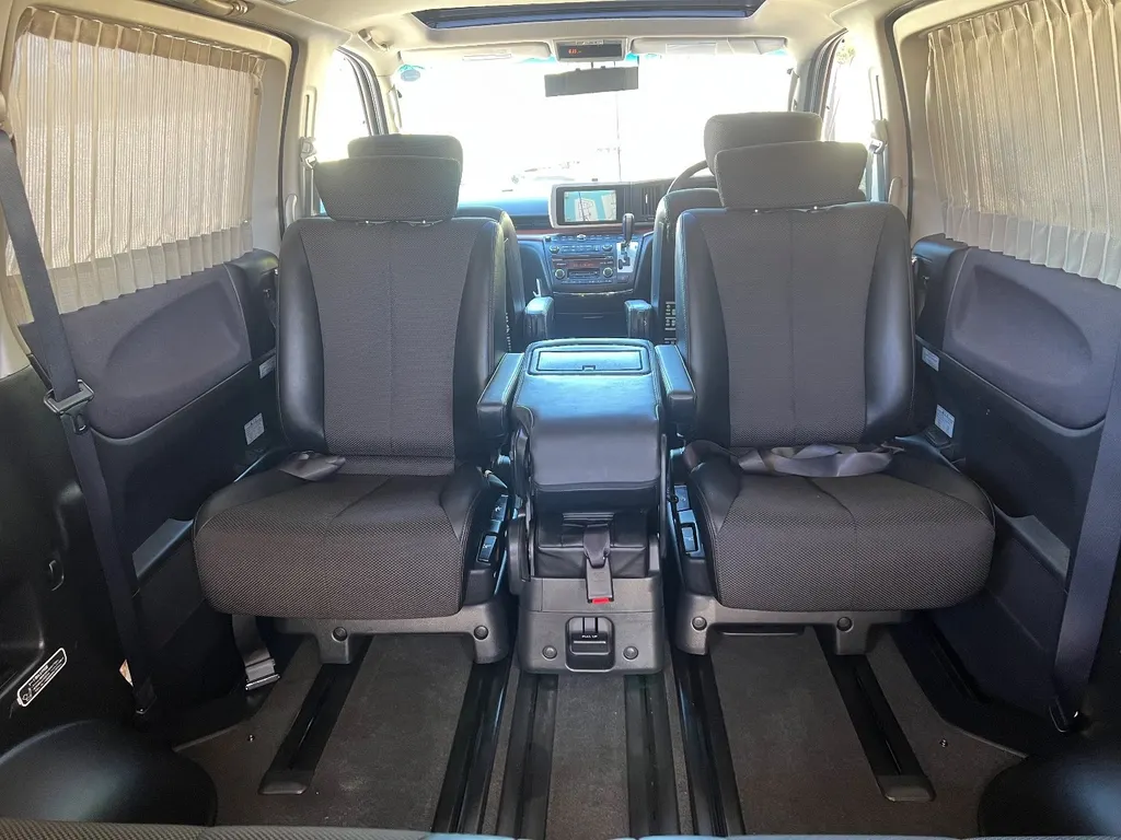 Nissan elgrand 3.5 highway star  w8kgbe flfwuih0dyfgkv