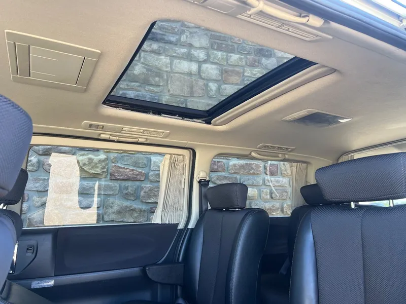 Nissan elgrand 3.5 highway star  xuhy8vu4qrlrcauk0yz7q