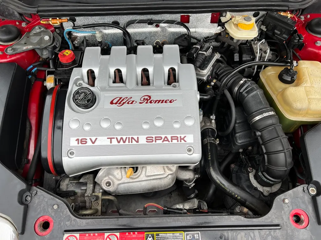 Alfa romeo spider 2.0 xq xlpi6lmwf jz0npzm4
