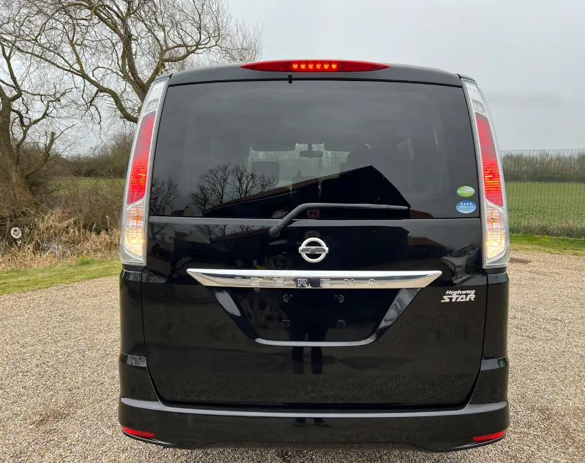 Nissan serena 2.0 6 jxnhjctgh2s 7zcow d