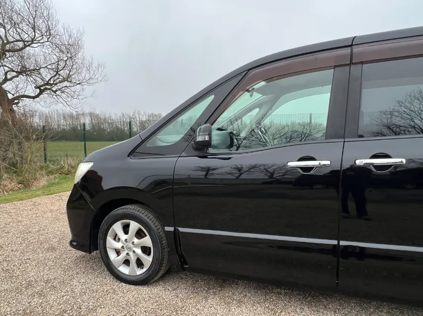Nissan serena 2.0 hhk kxwbplxl9dpliphzr