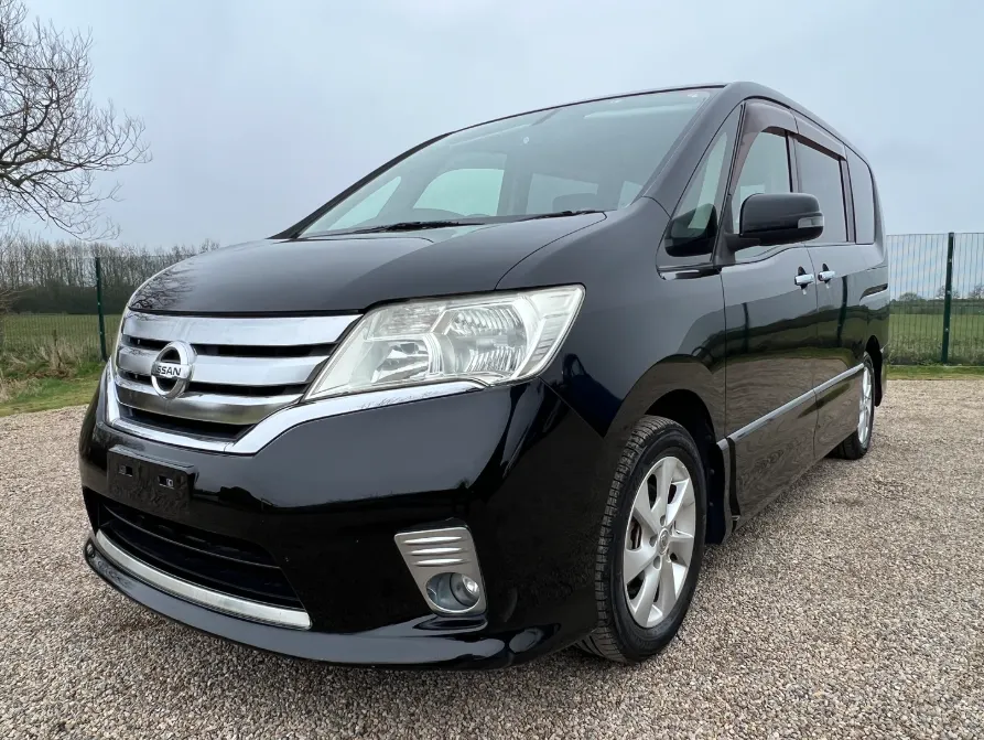Nissan serena 2.0 p dlae7xswxjgzej9euj7