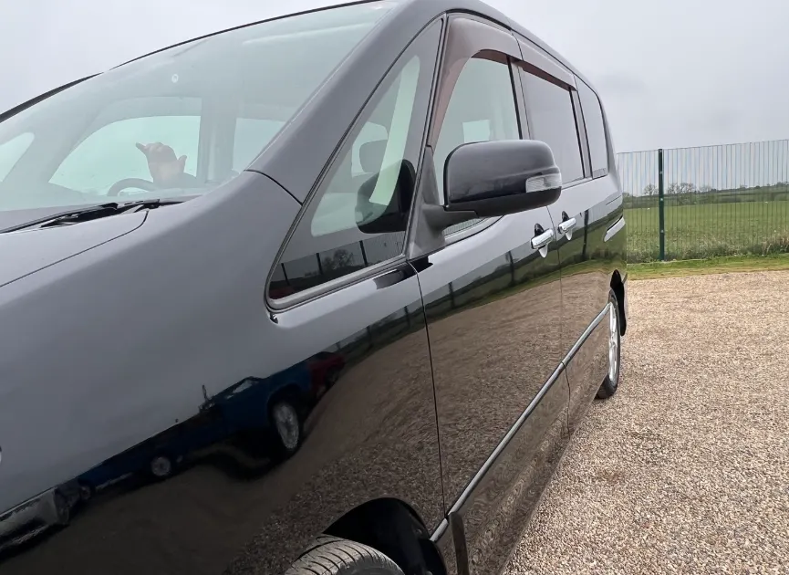 Nissan serena 2.0 a4olsygomf19dxlfbbo1b