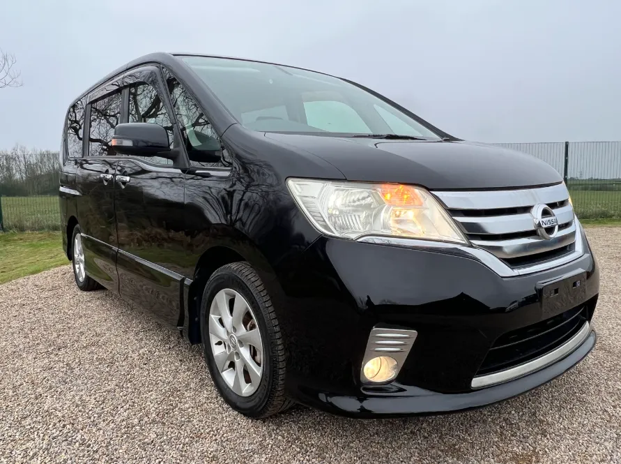 Nissan serena 2.0 gwurggpdkrehgljazwnzb