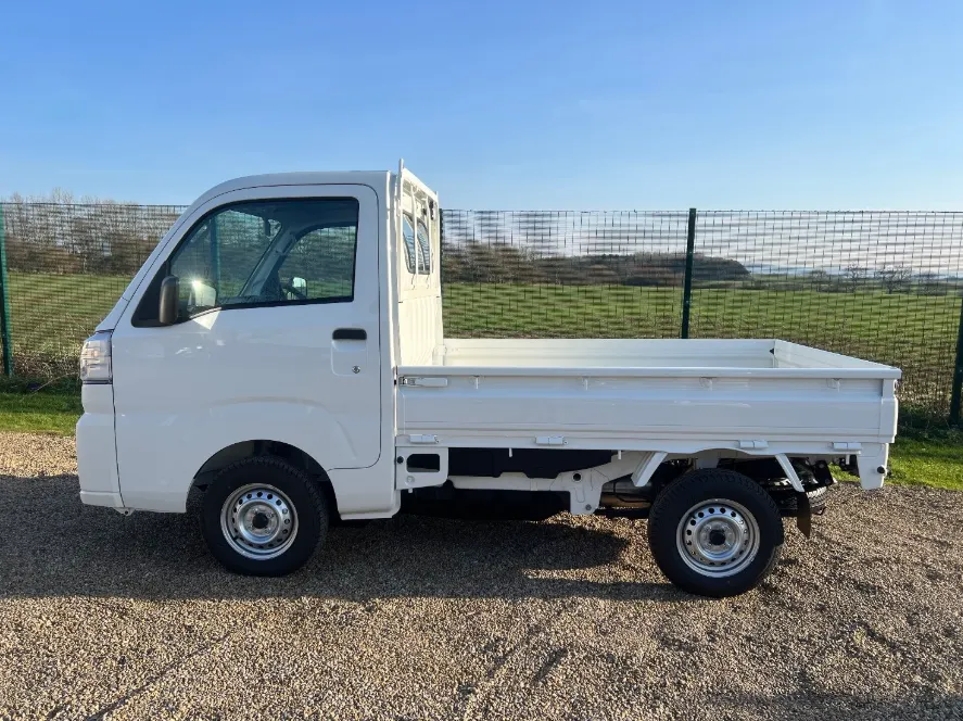 Daihatsu 660cc 6zx6g7e0wxd8earikv9tw