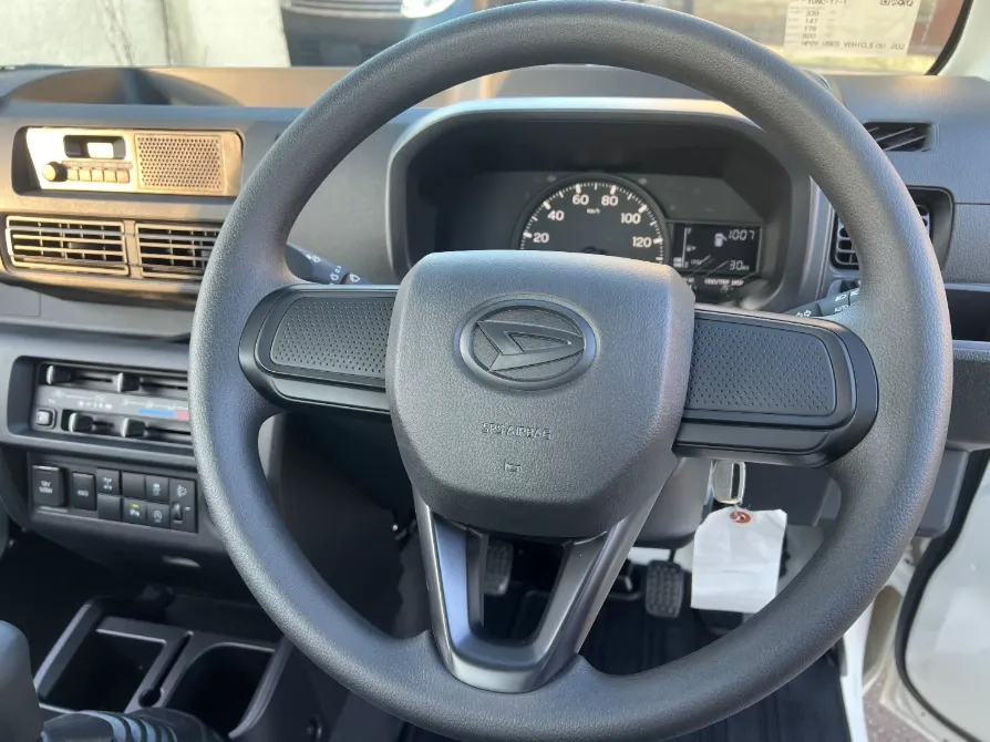Daihatsu 660cc jmazia1vc0io7m2omvnia