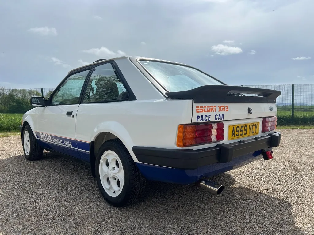 Ford escort xr3 ef g w6yuvtqme3aihjn5