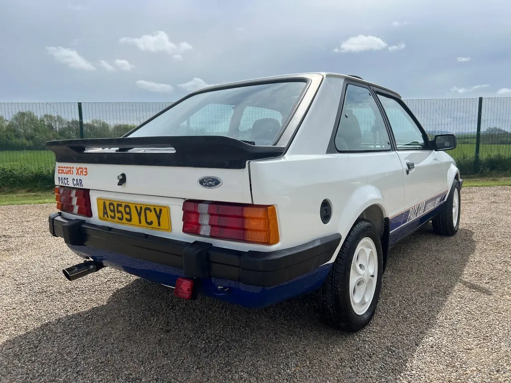 Ford escort xr3 tirlrjhdxx4tizzzex7w3