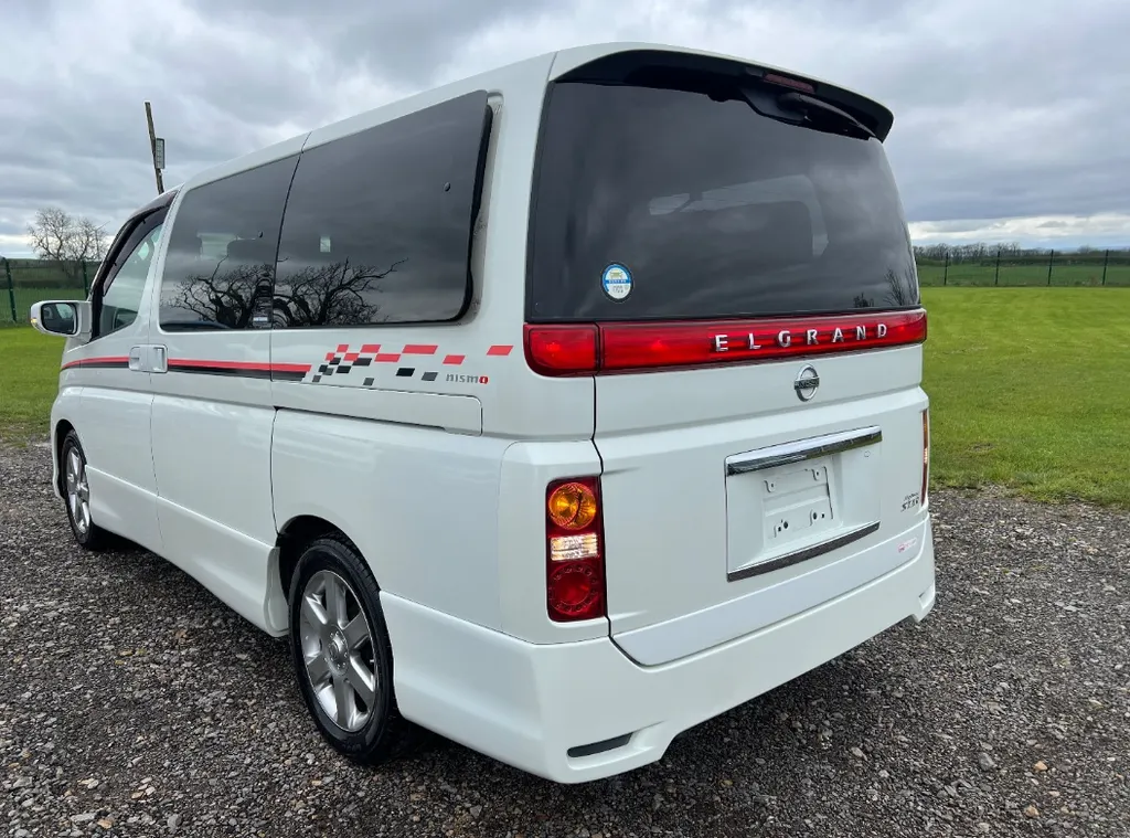 Nissan elgrand 3.5 2ahcncc9rn2napxtiiacg