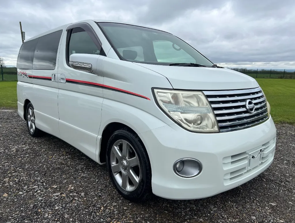 Nissan elgrand 3.5 30ftpyzhqewkhump5  tt