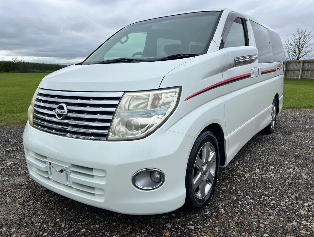 Nissan elgrand 3.5 7uhc n0j5gcpiam9mnhs3