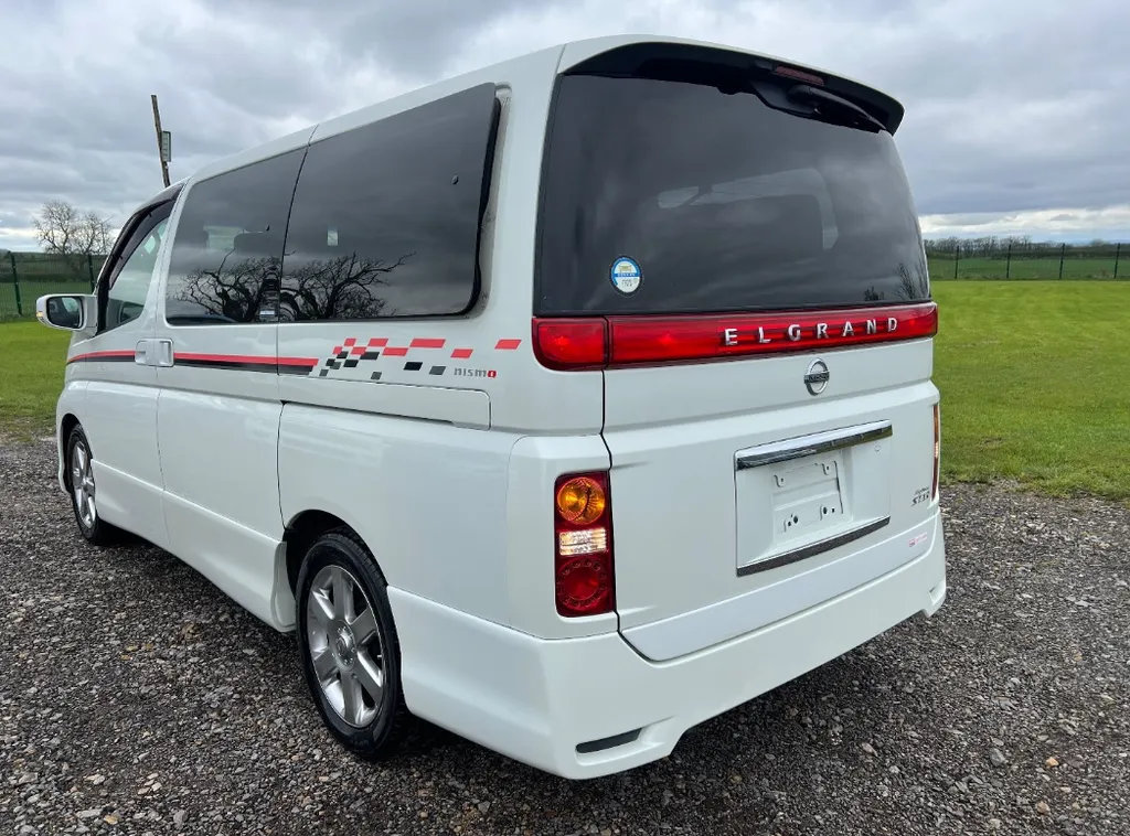 Nissan elgrand 3.5 ly9zf1dge1gw fuxivehc