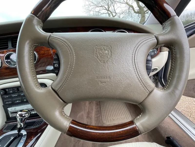 Jaguar xk8 4.0 supercharger il9ymxfjofs9crozzhylo