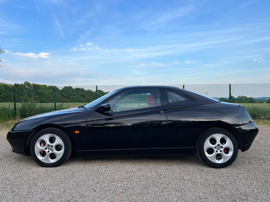 Alfa romeo gtv dxkjab u7 0cszdrhxc e