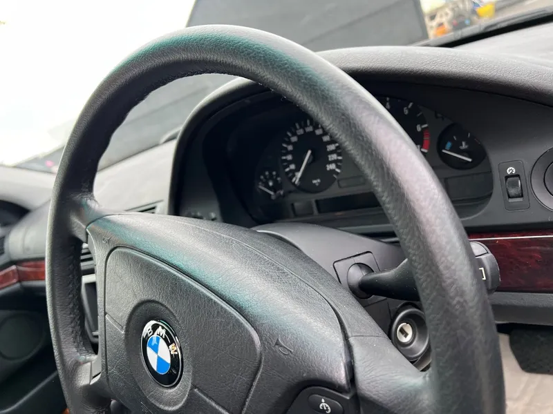 Bmw 5 series grvk gb3ug5hf9ovjbfjr