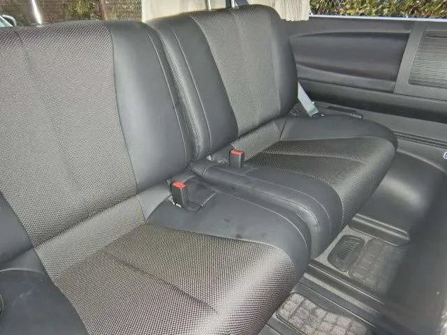 Nissan elgrand 3.5 highway star lbsuogd2yd1iiaixeumio