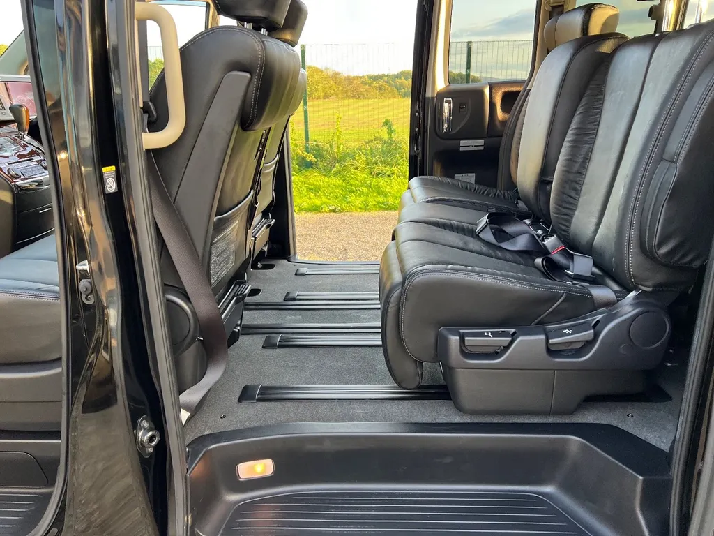 Nissan elgrand xw  q ekk9c ofgvhwq46