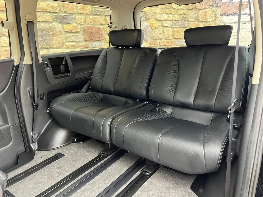 Nissan elgrand zeuzr8mbuniv5xqrzjdkj