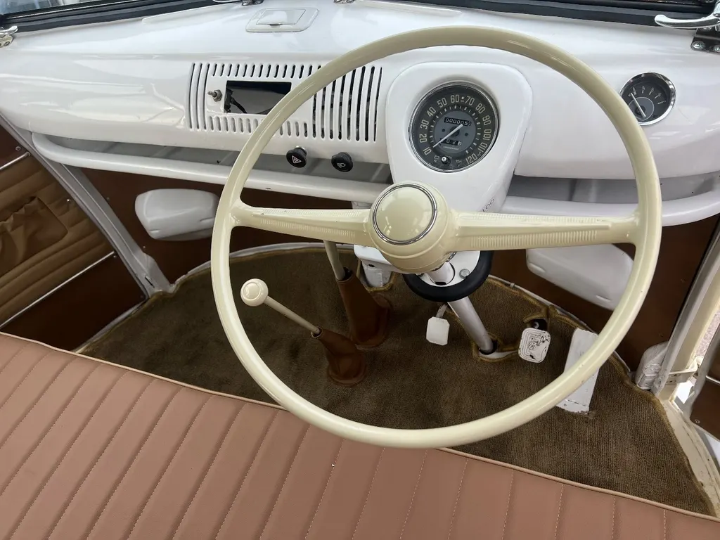 Volkswagen kombi t1 samba jbiwg0p0cup00fityhdaf