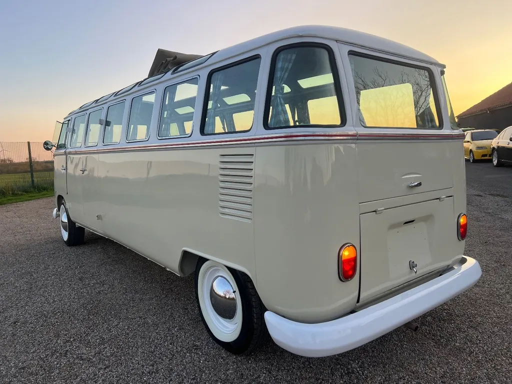 Volkswagen kombi t1 samba s9 7pxnp5b03vy3khlwpv