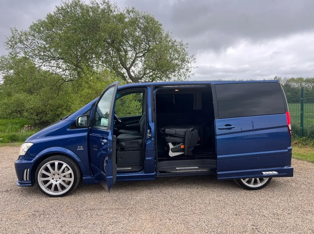 Mercedes benz v class 4ut9qka3xgeh4dw0a8j4s