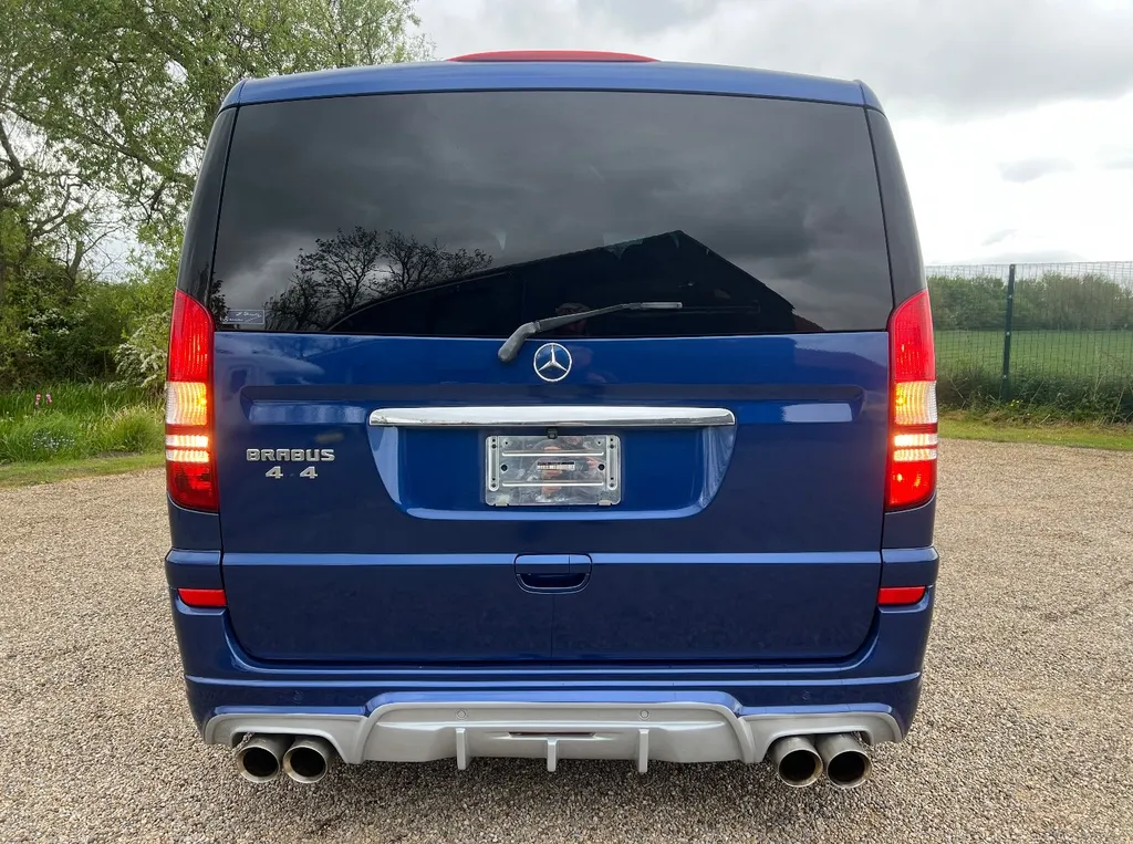 Mercedes benz v class nzsqbqff8 ao3otgtoz30