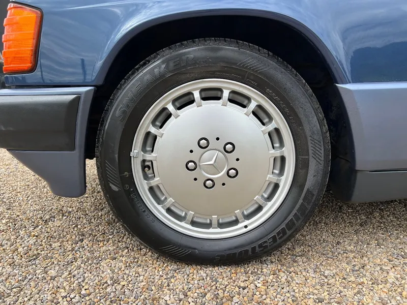 Mercedes benz 190e 2.0 skwgwcfpyixmb jbsxshn