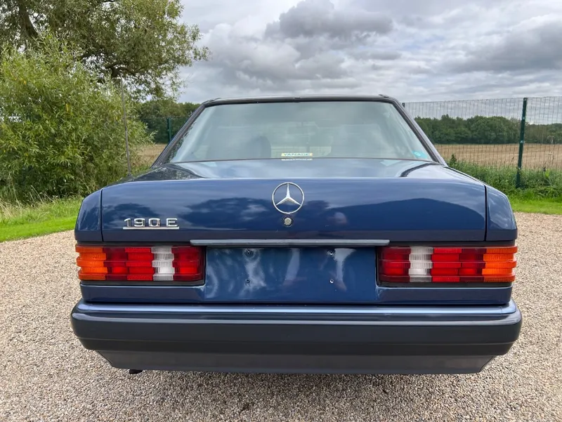 Mercedes benz 190e 2.0 ukac7k34gxbyzjxk7 zvd