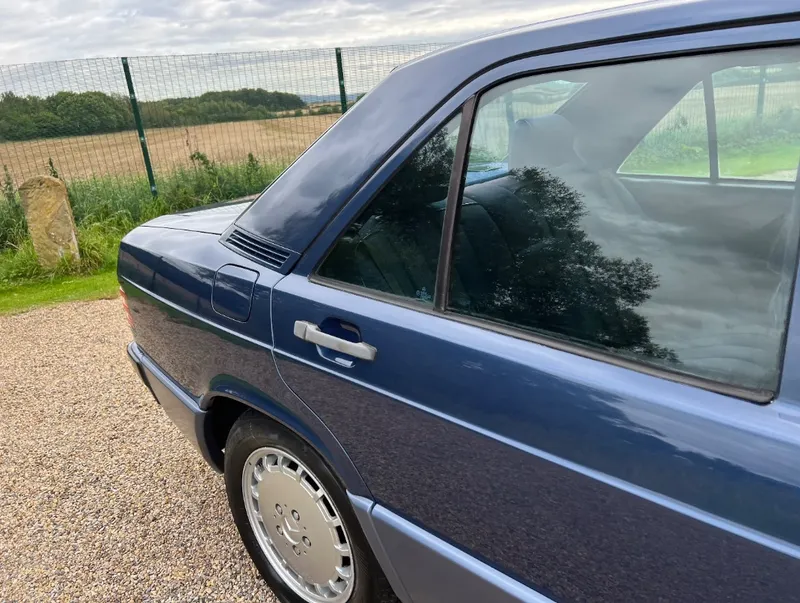Mercedes benz 190e 2.0 yvkfkeuhh sizg94z9xht