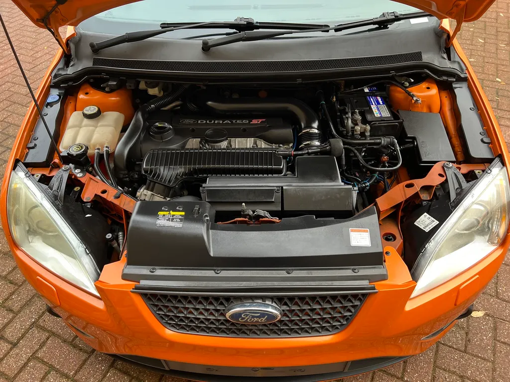 Ford focus 2.5 st zjtkvhgzqndz8xbfe8av 