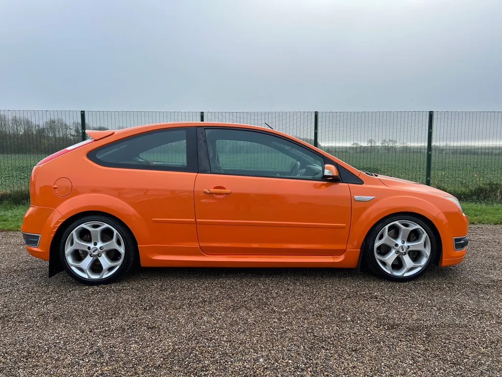 Ford focus 2.5 st vnk2yuhhfmk86vequpyv3