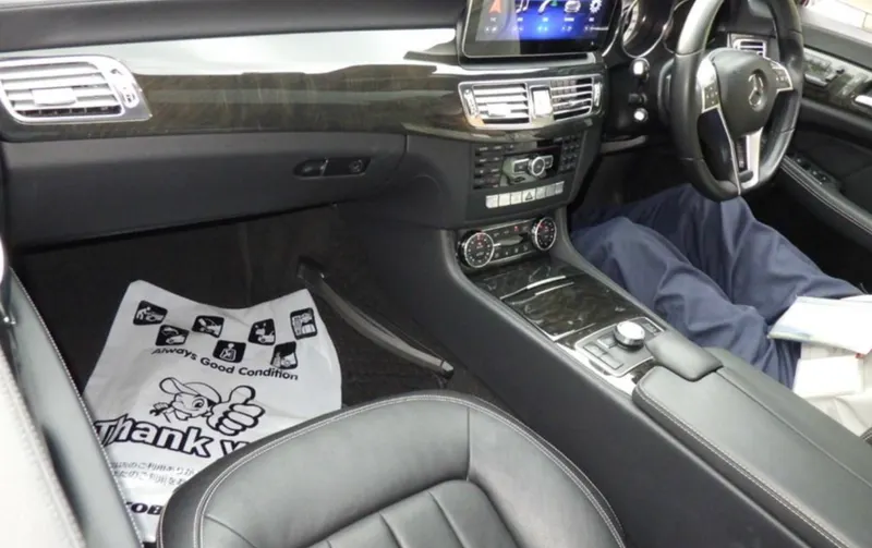 Mercedes benz cls oe9chyqpjszekzuz ykcs