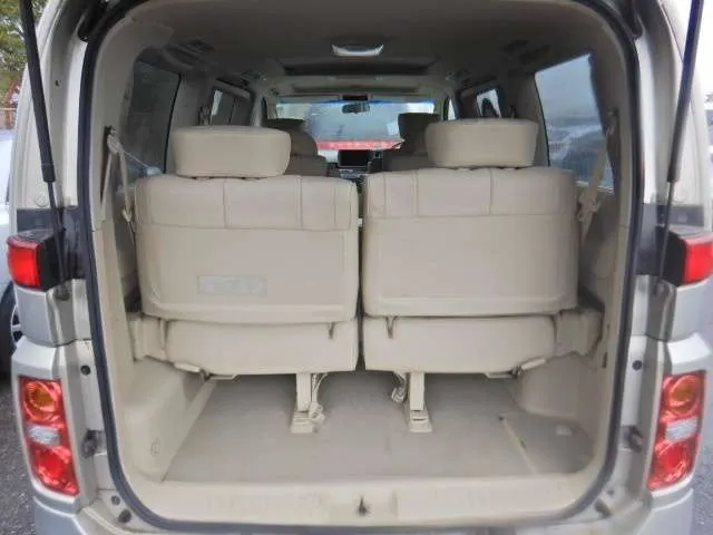 Nissan elgrand 1ldztzcj7n7zt6ug3qfs4