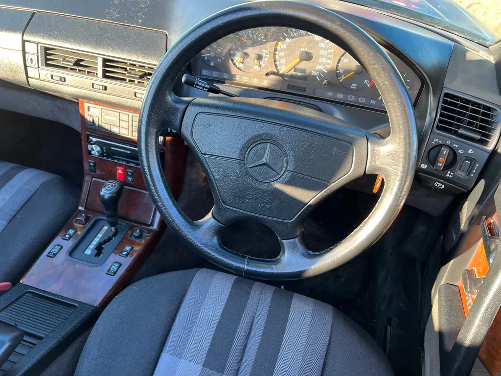 Mercedes benz sl500 wxrsqveogm1c7 s4fj9ru