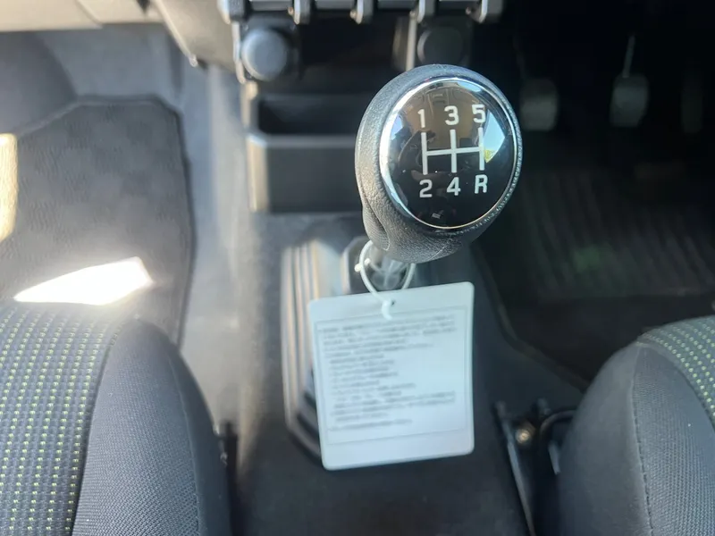 Suzuki jimny 0pzhvfq66  rsnaqyvmlz