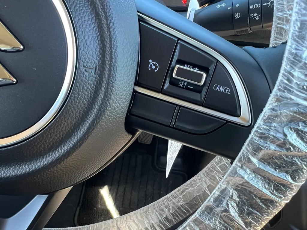 Suzuki jimny 6qsx8i8cnyknwtywtzkwd
