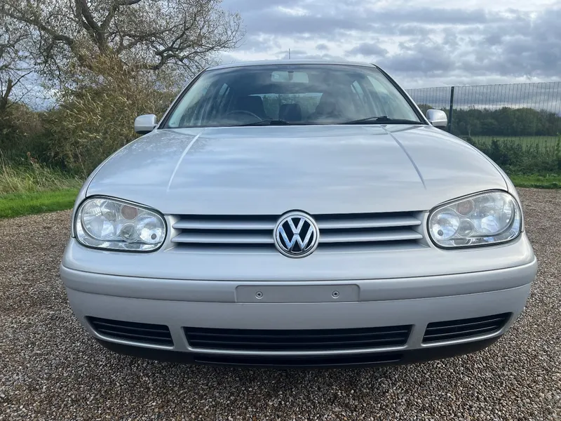 Volkswagen golf 9r6 hykcy3 gxzatc0qxk