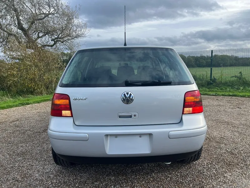 Volkswagen golf jvj4exxkofgnhqjfubizd