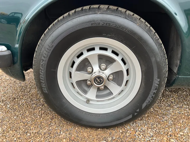 Daimler double six 5.3  5jgu9xedbvh0knaro3vk